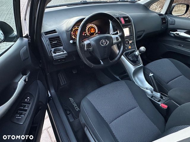 Toyota Auris 1.4 D-4D Edition - 21