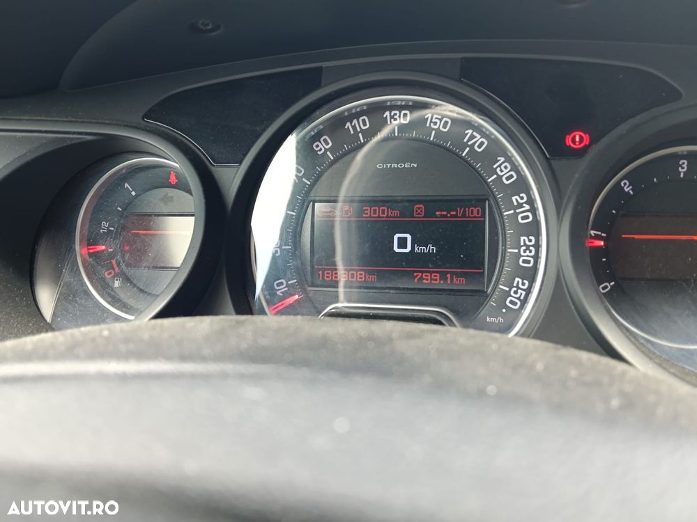 Citroën C5 2.0 HDI FAP Susp M Seduction - 12