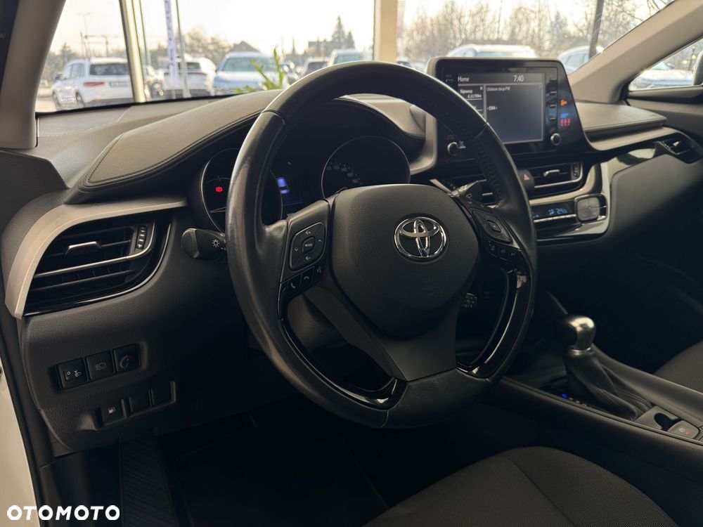 Toyota C-HR - 8
