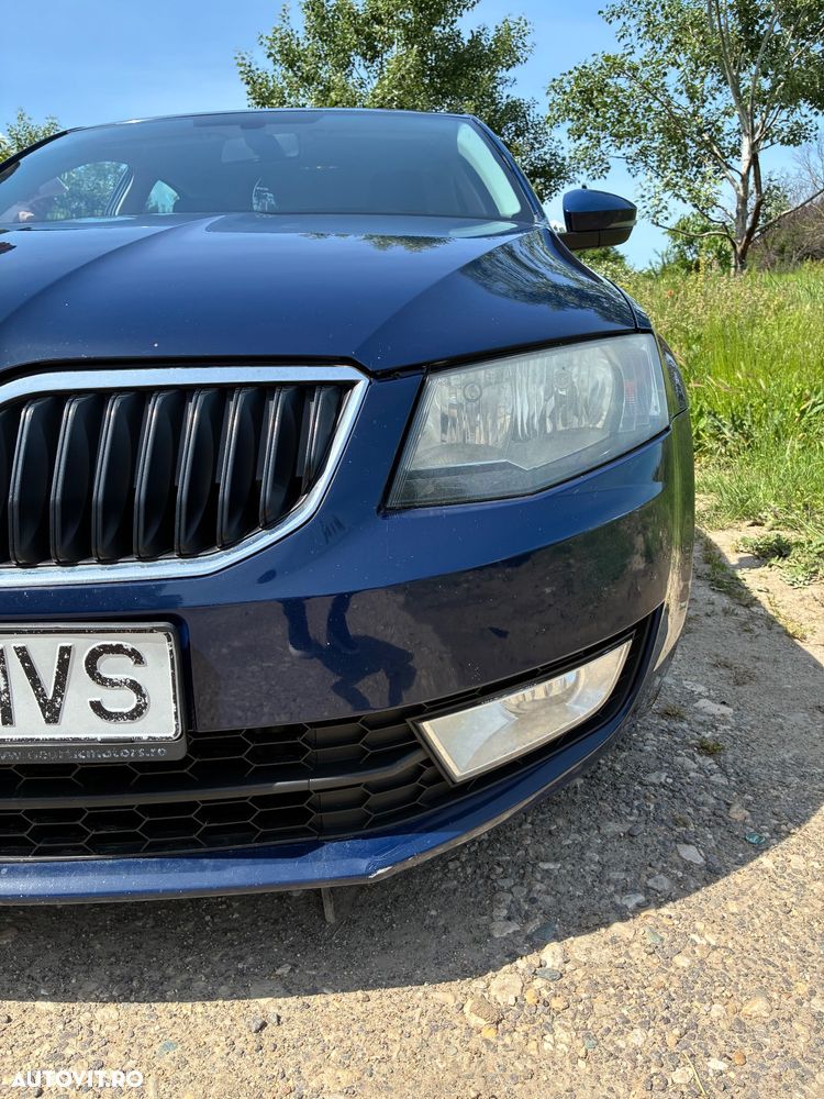 Skoda Octavia 1.6 TDI Ambiente - 12