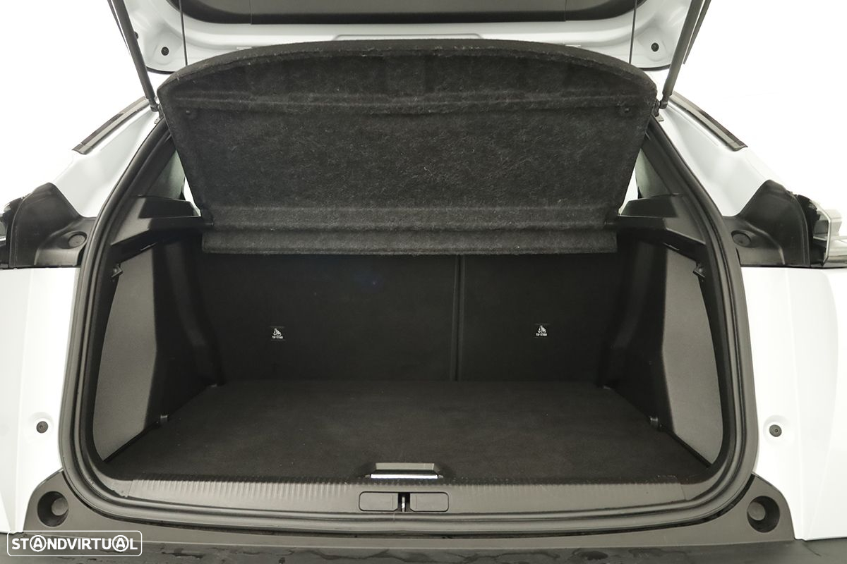 Peugeot 2008 1.2 PureTech Allure - 22
