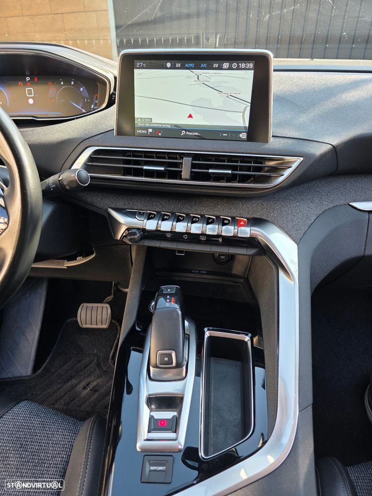 Peugeot 5008 BlueHDI 130 EAT8 Allure Pack - 33