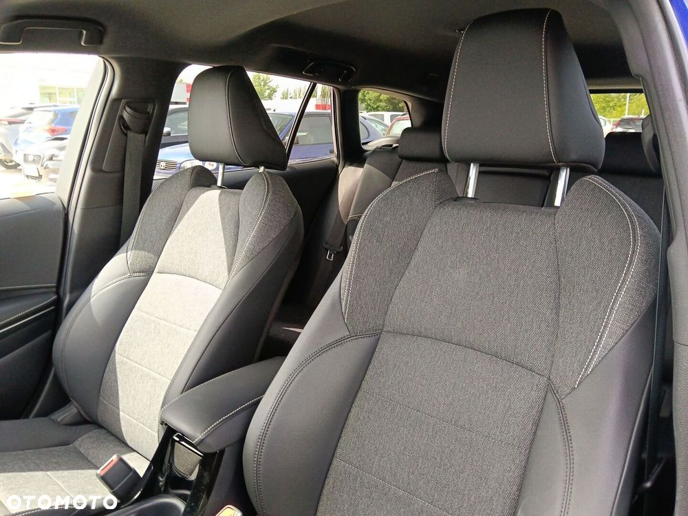 Toyota Corolla 2.0 Hybrid Style - 11