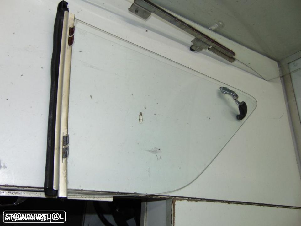 Opel Rekord D 1900 coupê vidro da porta - 4