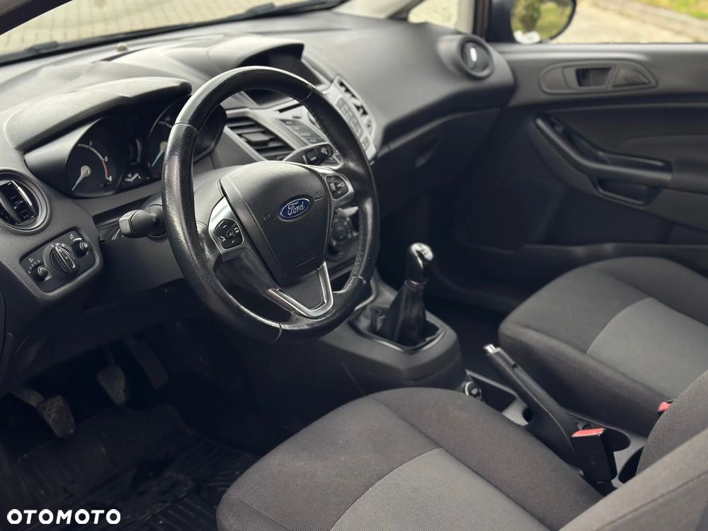 Ford FIESTA VAN - 9