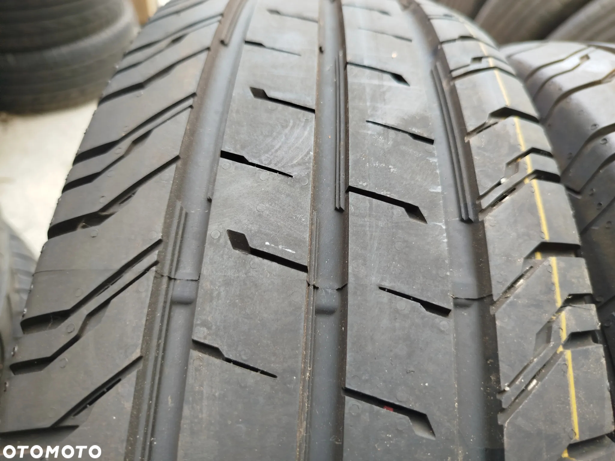205/75R16C 113R Continental ContiVanContact Nowe z demontowane z nowego MAN - 6
