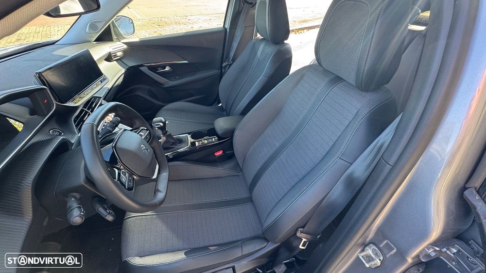 Peugeot 2008 1.2 PureTech Allure Pack - 15