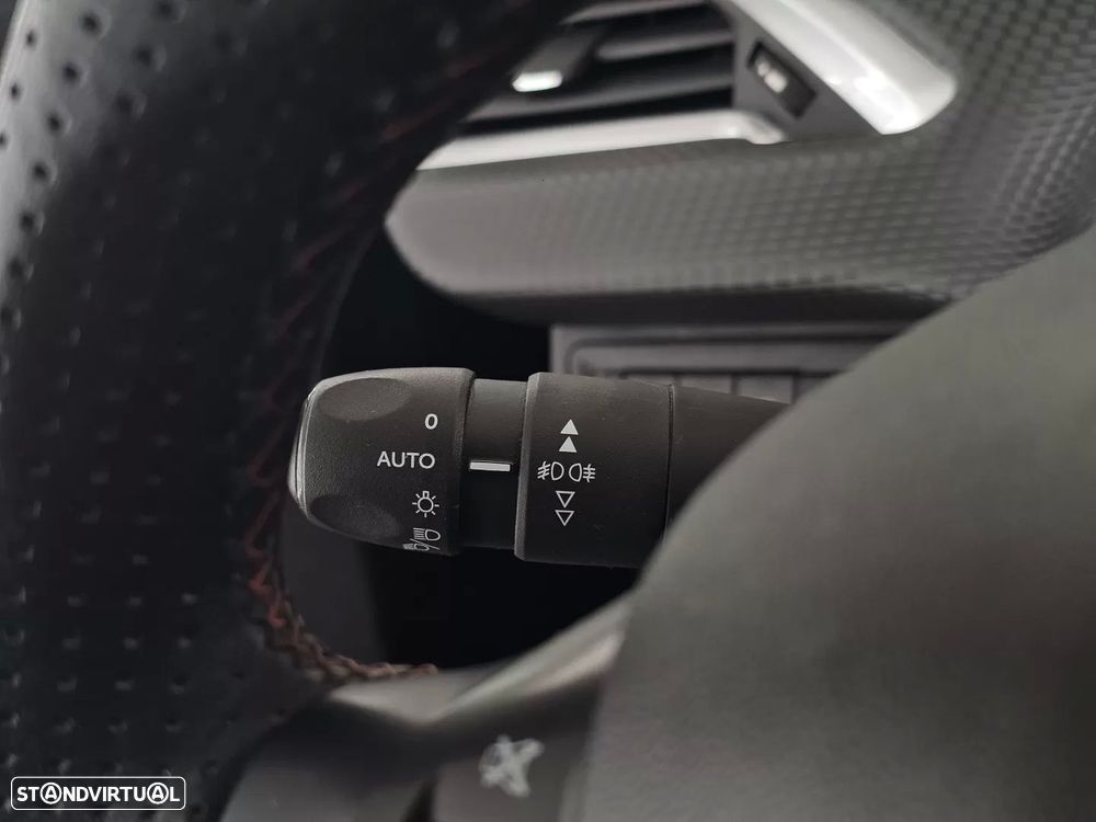Peugeot 208 1.2 PureTech GT Line EAT6 - 22