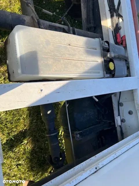 Iveco Daily wywrotka 35C14 2,3 140 KM klima tempomat - 24