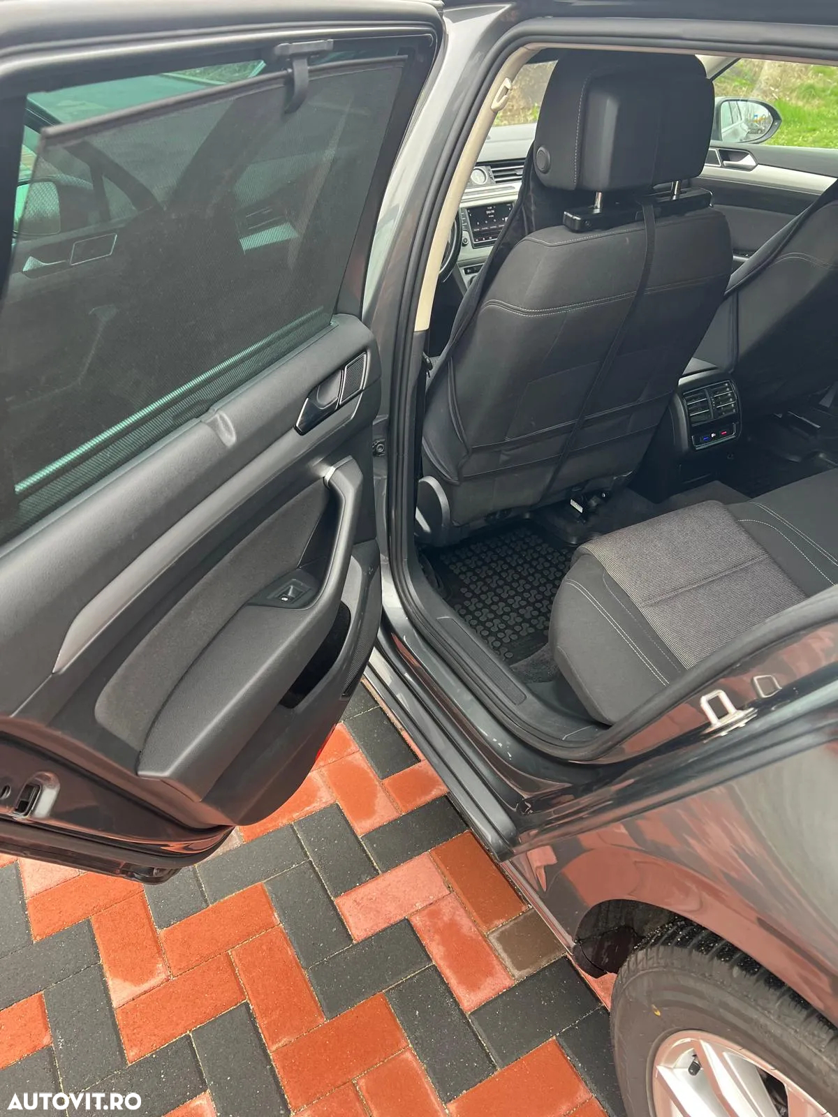 Volkswagen Passat Variant 2.0 TDI DSG (BlueMotion Technology) Comfortline - 9