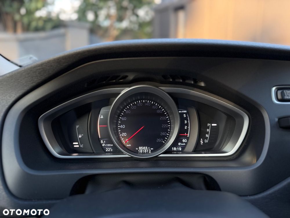 Volvo V40 Cross Country D2 Geartronic Linje You - 16