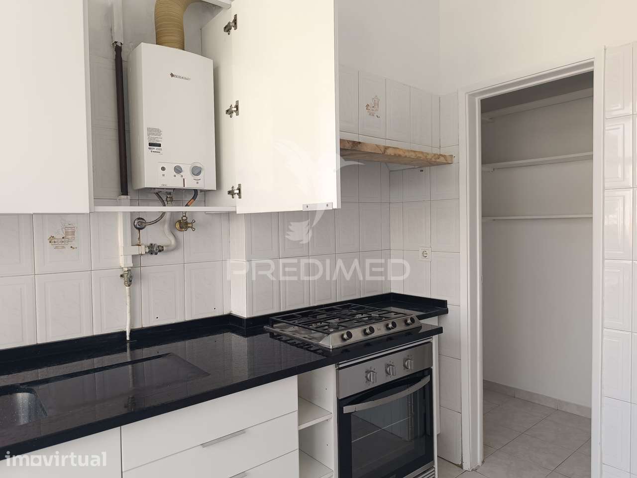 Apartamento T2 junto à Estação em Agualva - Grande imagem: 4/12