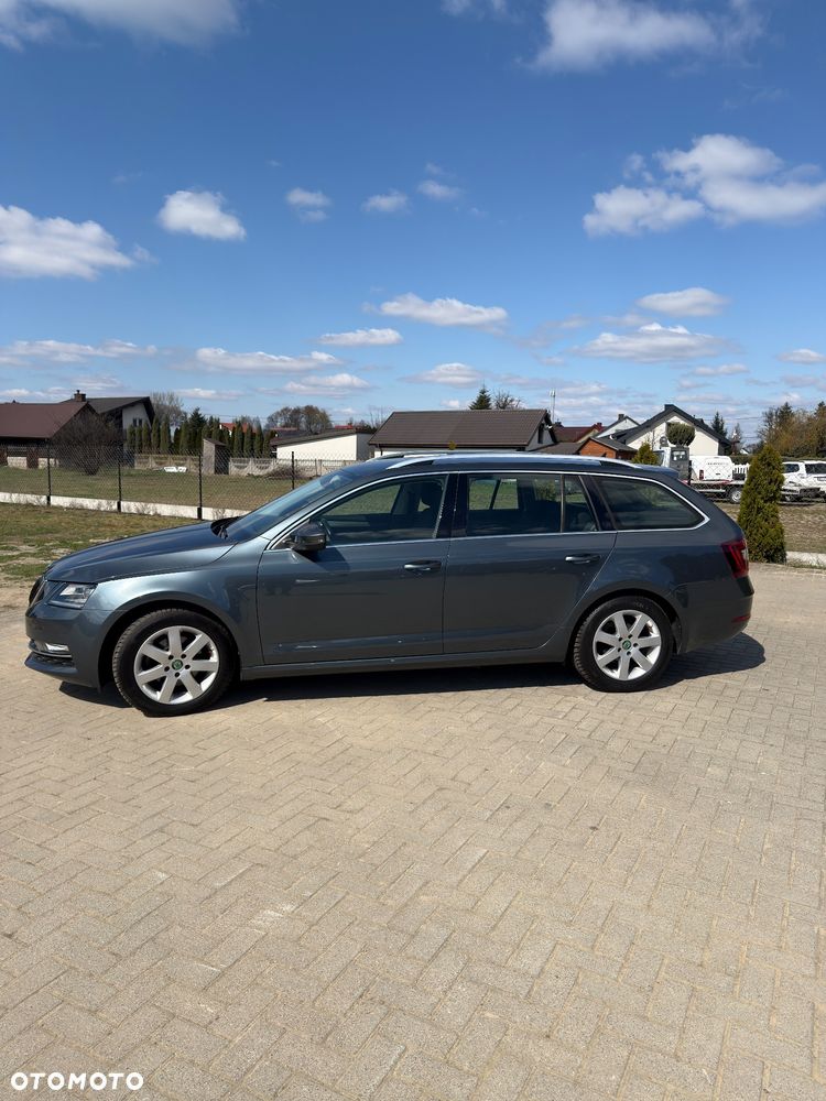 Skoda Octavia 1.5 TSI ACT Drive DSG - 4