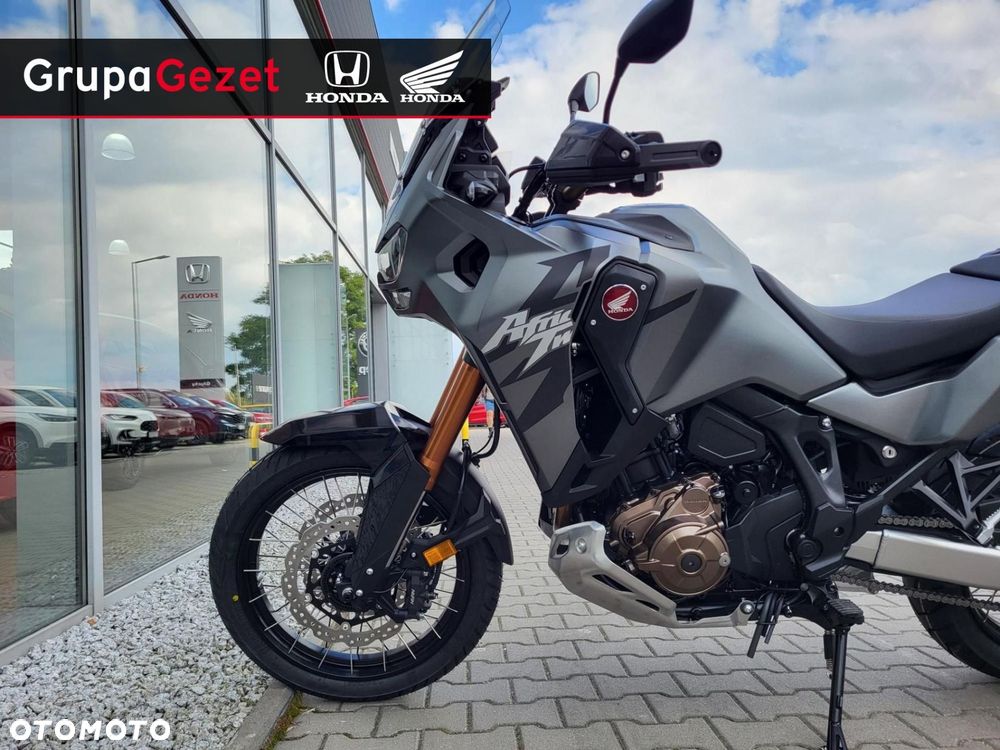 Honda CRF - 8