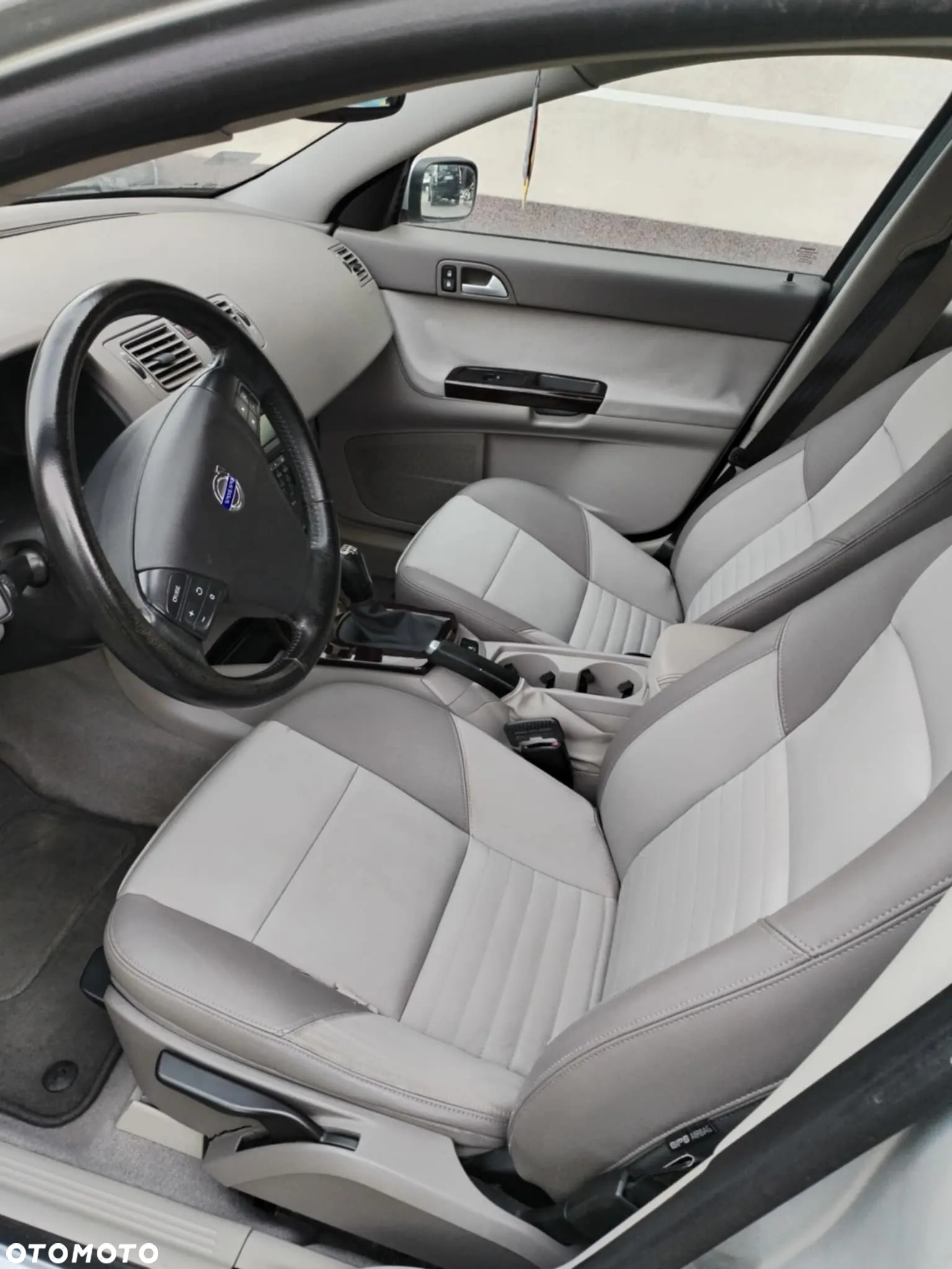 Volvo V50 2.0D Momentum - 4