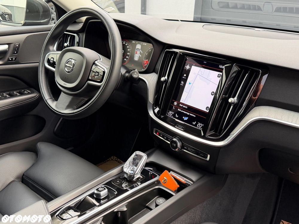 Volvo V60 B3 B DKG Inscription - 15