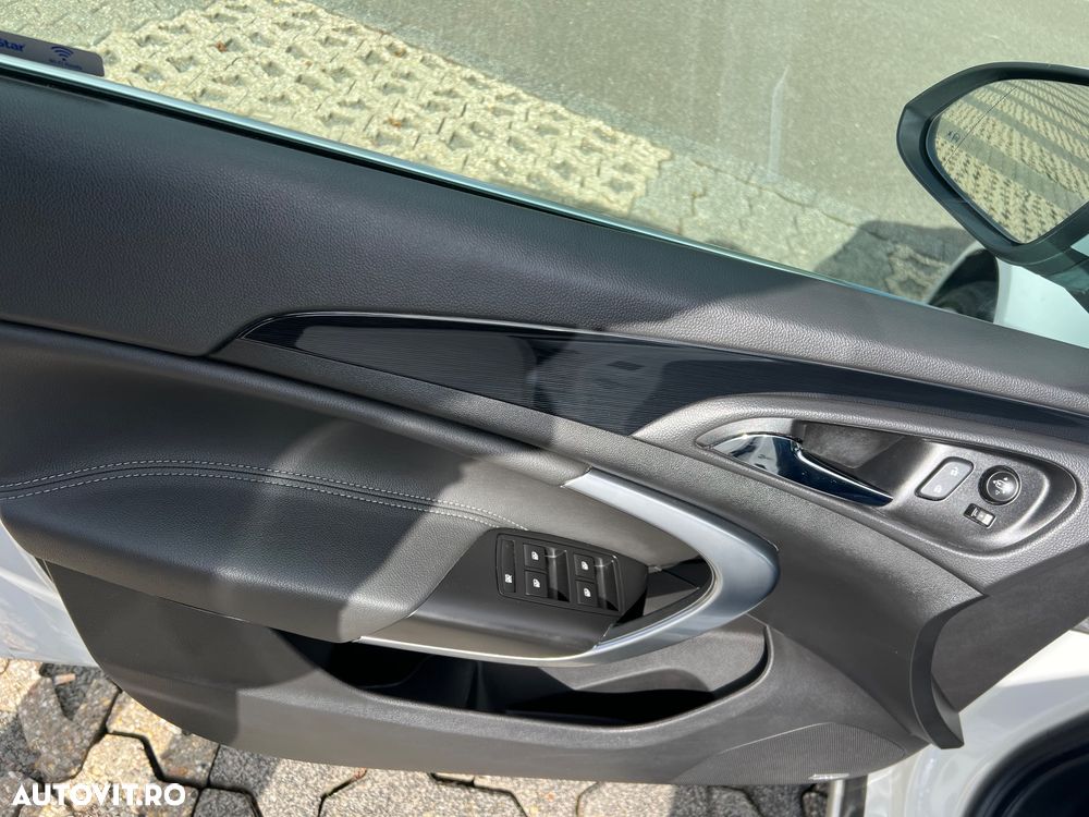 Opel Insignia 2.0 CDTi ECOTEC Start/Stop Edition - 12