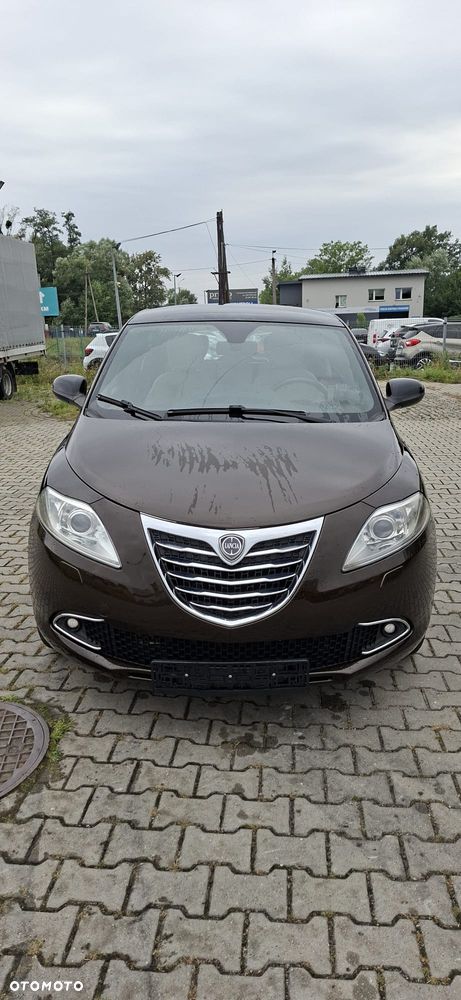 Lancia Ypsilon Y 0.9 TwinAir Turbo 8V Automatik Platinum - 7