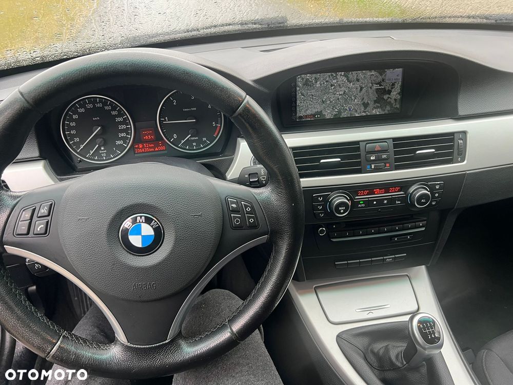 BMW Seria 3 318d DPF Edition Exclusive - 14