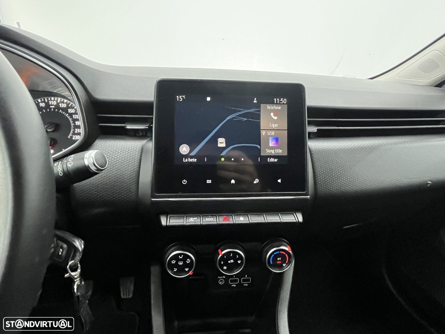 Renault Clio - 18