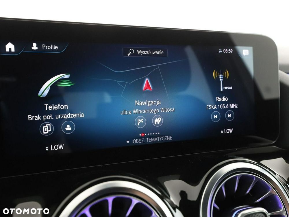 Mercedes-Benz GLA 250 e PHEV AMG Line 8G-DCT - 24