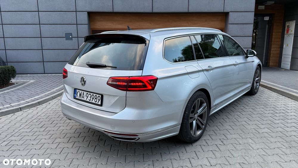 Volkswagen Passat 2.0 TDI SCR 4Mot DSG Highline - 3