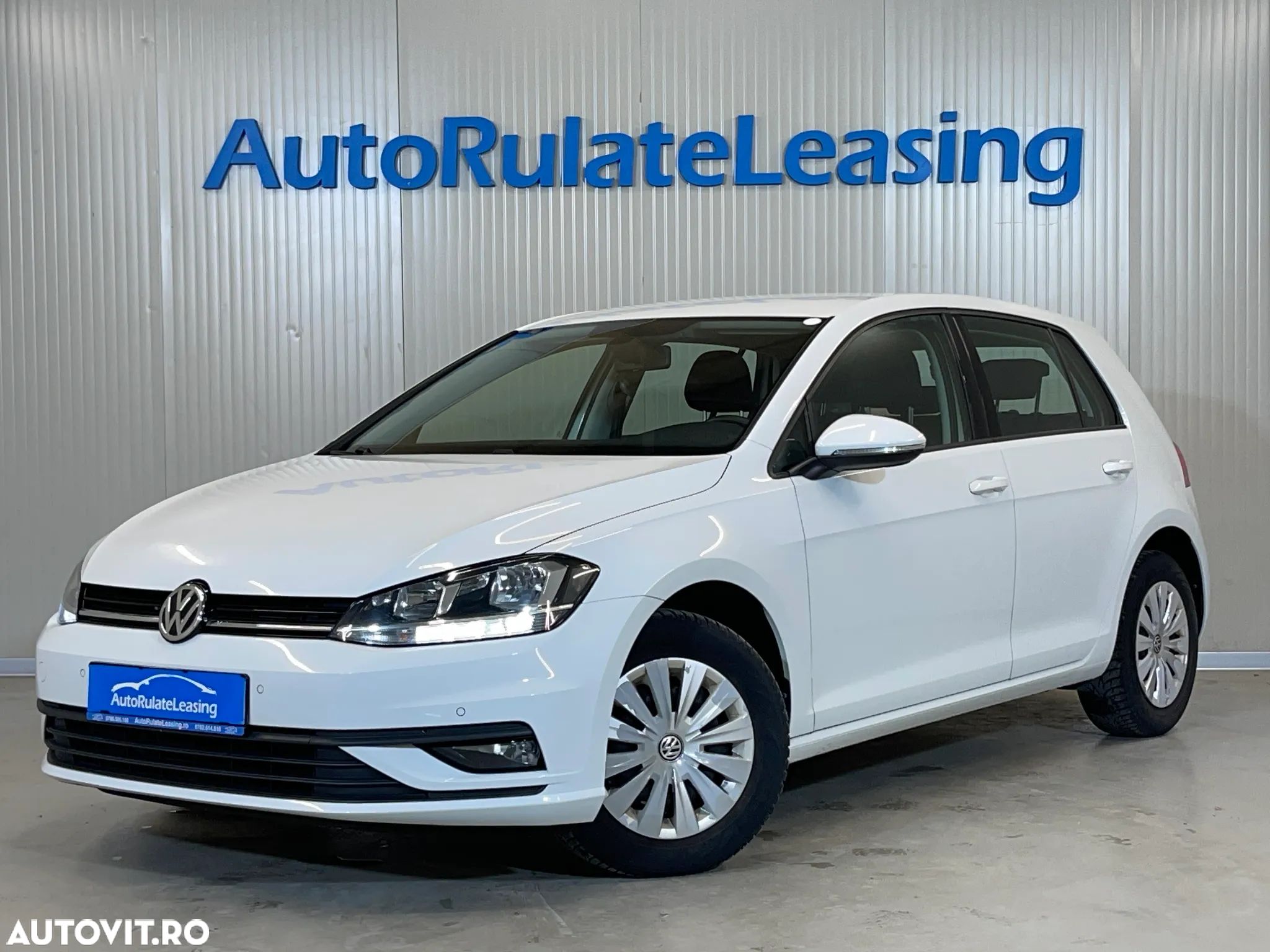 Volkswagen Golf 1.6 TDI Trendline - 1