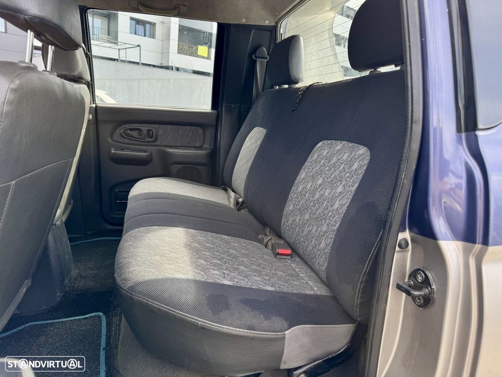 Mitsubishi L200 - 15