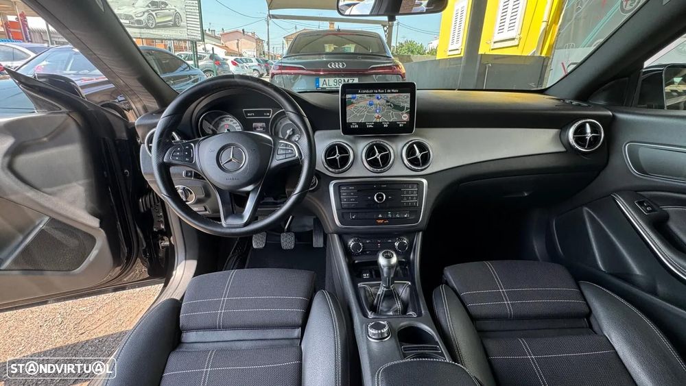 Mercedes-Benz CLA 200 d Shooting Brake Urban - 33
