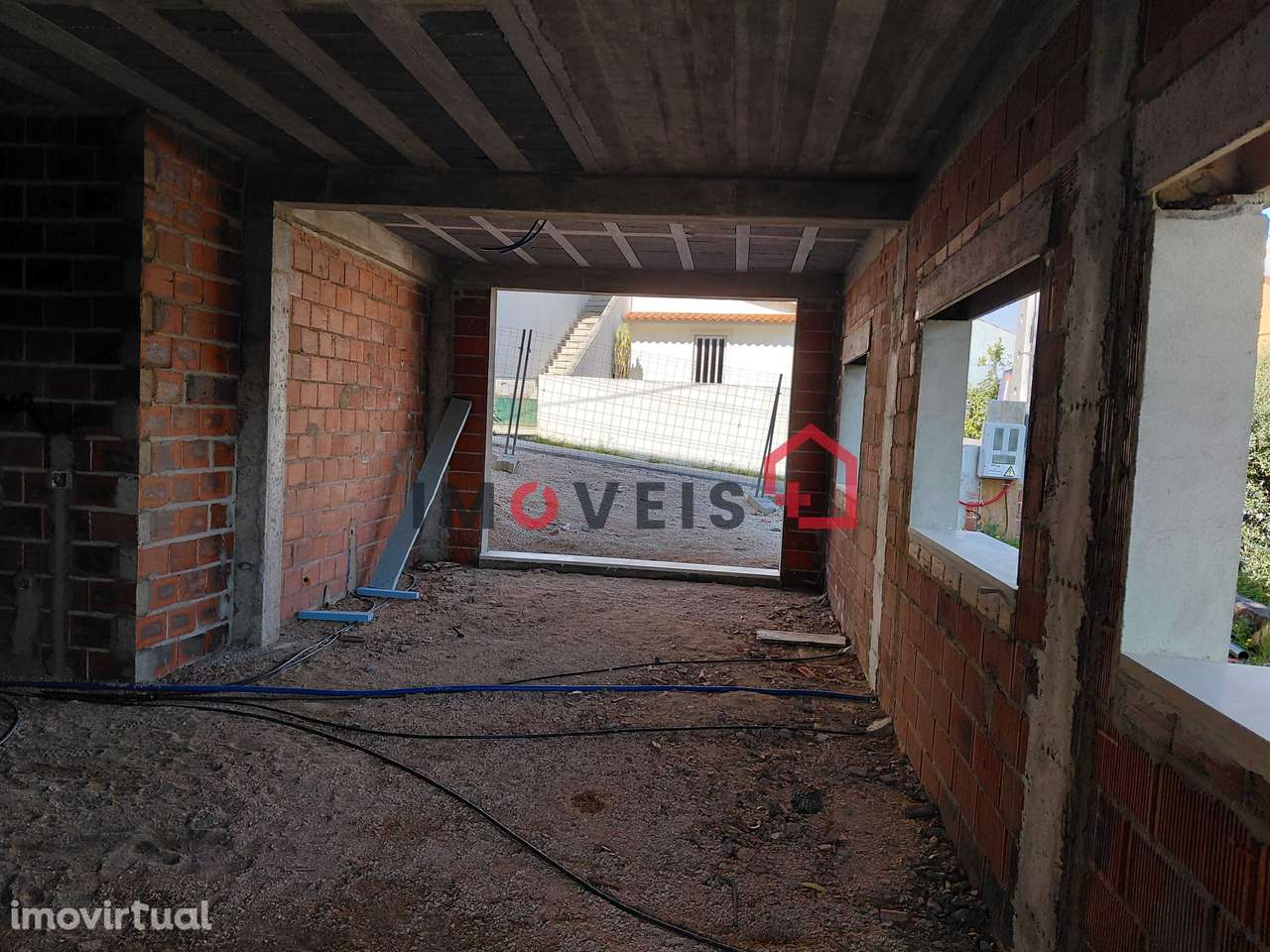 MORADIA GEMINADA T3 NOVA - Grande imagem: 4/18