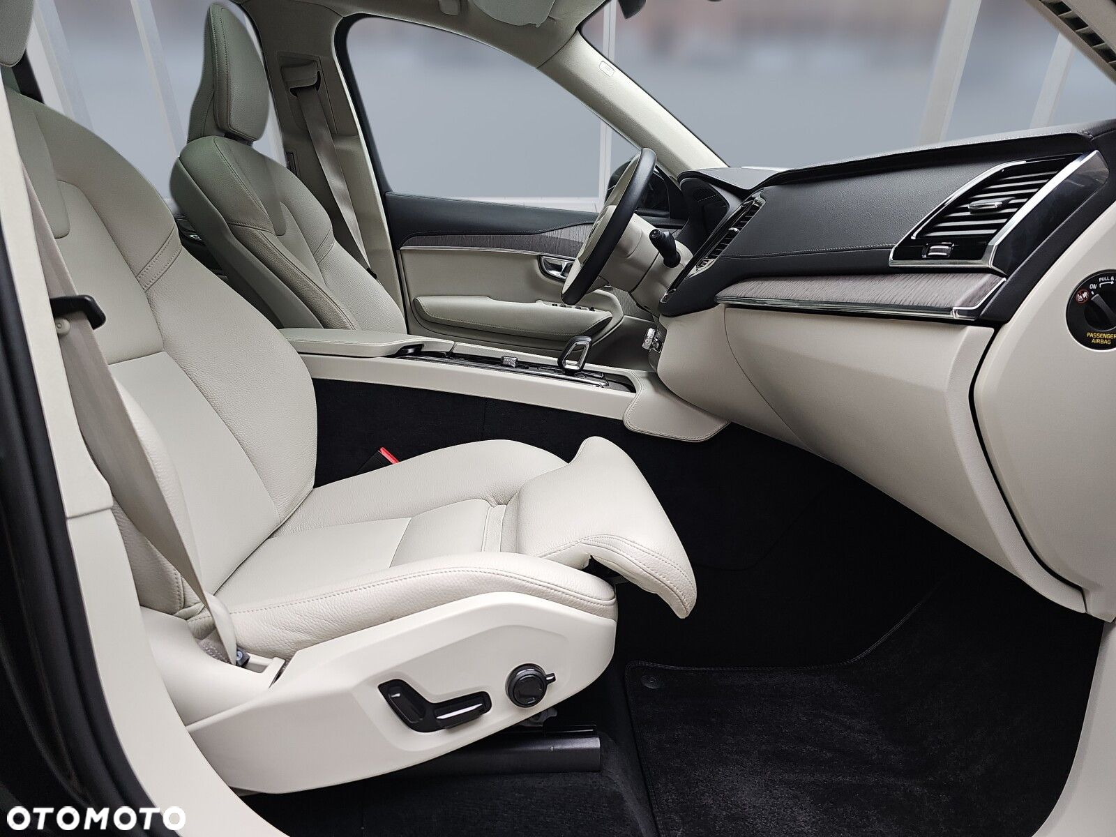 Volvo XC 90 B5 D AWD Ultimate Bright 7os - 13