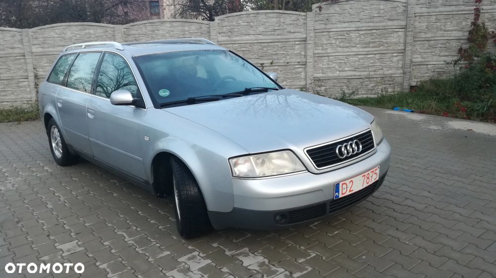 Audi A6 Avant 2.4 Quattro - 21
