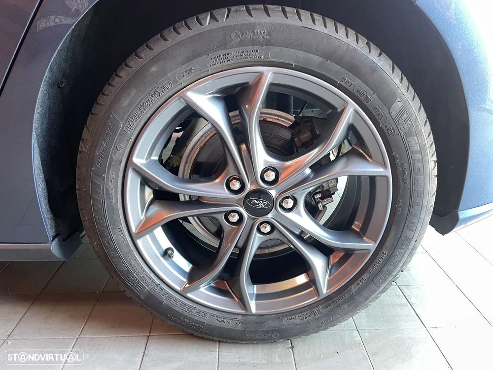 Ford Focus 1.0 EcoBoost S&S COOL&CONNECT DESIGN - 34