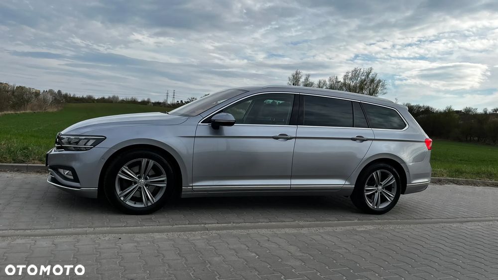 Volkswagen Passat Variant 1.5 TSI EVO Elegance DSG - 1