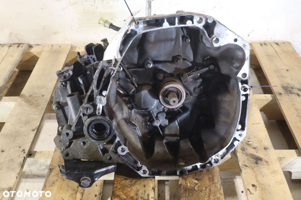 SKRZYNIA BIEGÓW 5 BIEGOWA RENAULT CLIO IV 1.5DCI JR5335 - 1