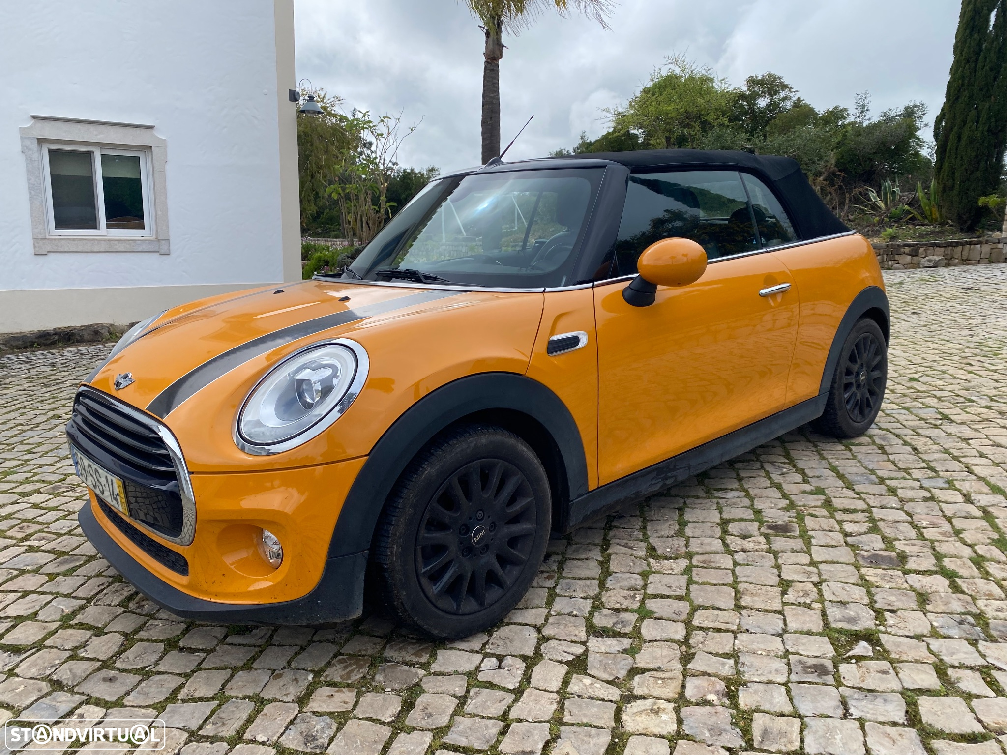 MINI Cabrio Cooper - 2