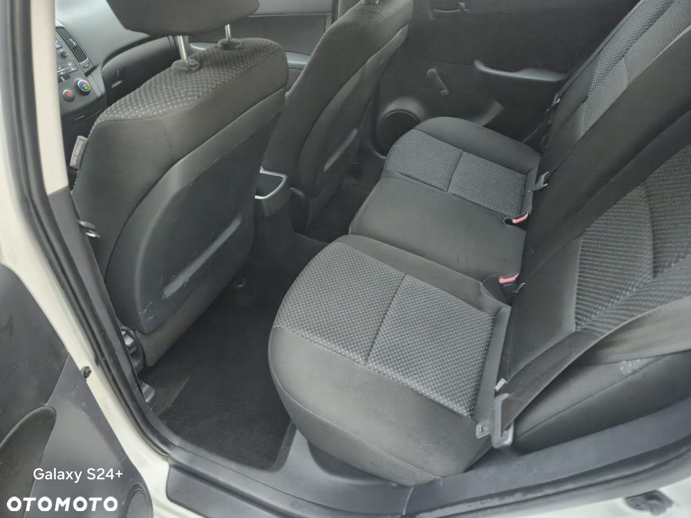 Hyundai i30 1.4 Edition Plus - 21