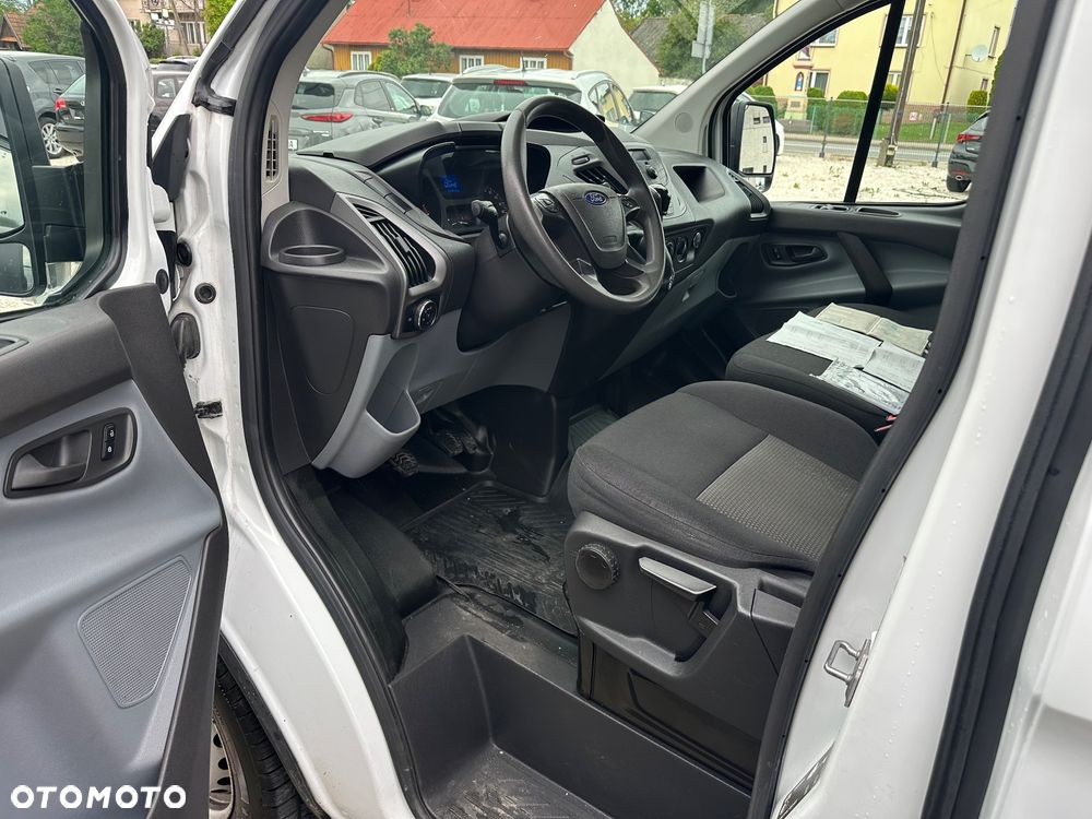 Ford TRANSIT CUSTOM - 8