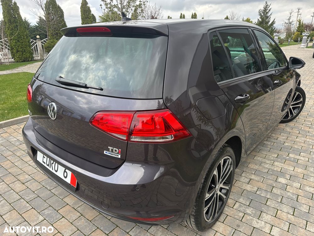 Volkswagen Golf 1.6 TDI BlueMotion Technology DSG Lounge - 5