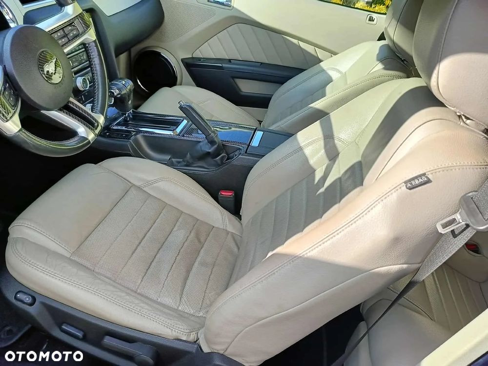 Ford Mustang 4.0 V6 Premium - 30