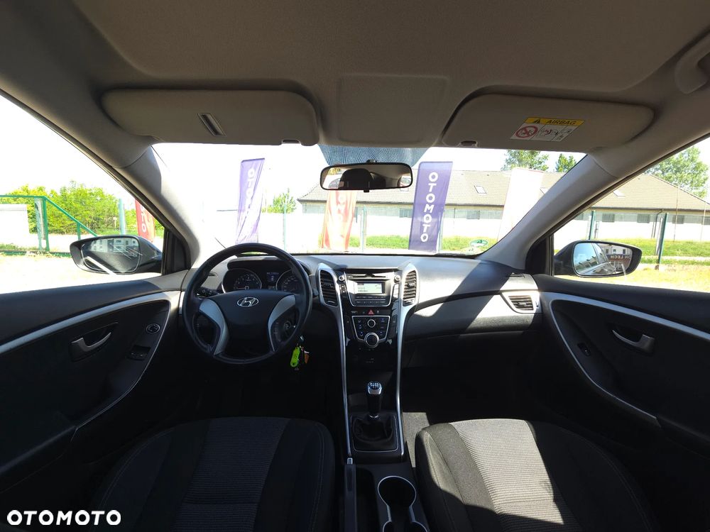 Hyundai i30 blue 1.4 Classic - 28