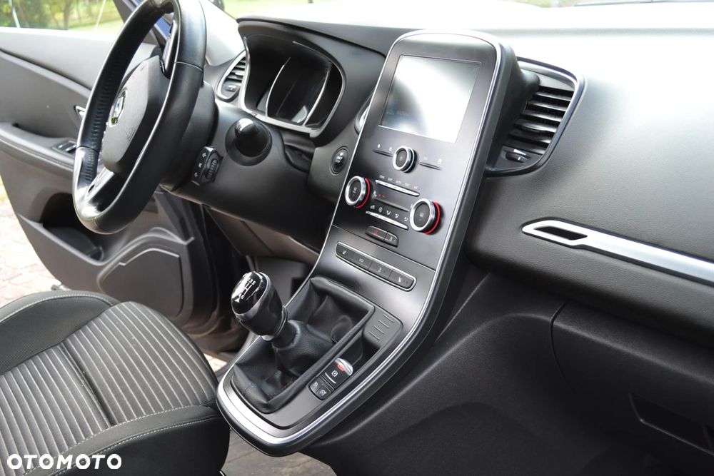 Renault Scenic ENERGY TCe 130 INTENS - 25