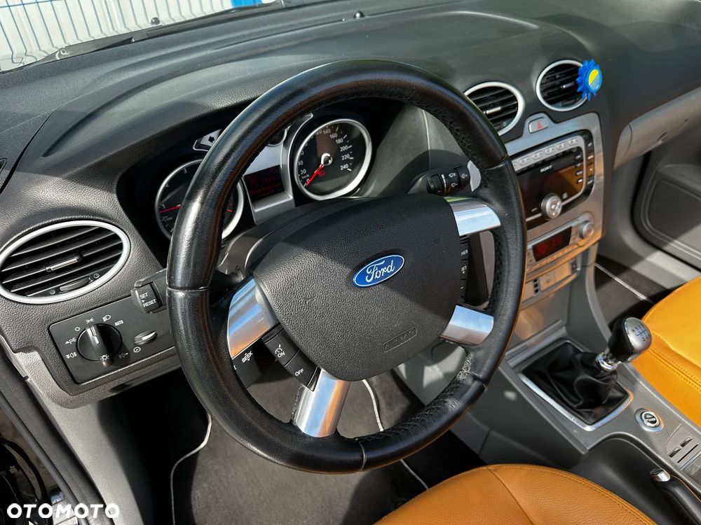 Ford Focus 2.0 TDCi DPF Titanium - 21