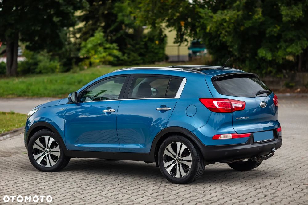 Kia Sportage 2.0 CRDI 4WD Automatik Dream-Team Edition - 16