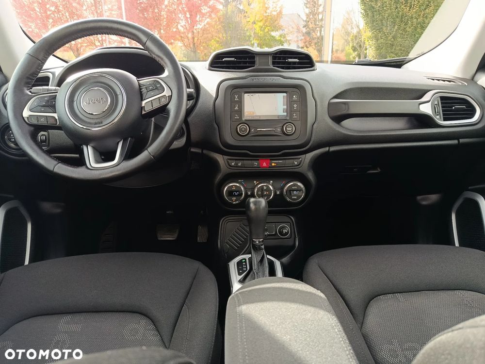 Jeep Renegade 1.4 MultiAir DSG Longitude - 32