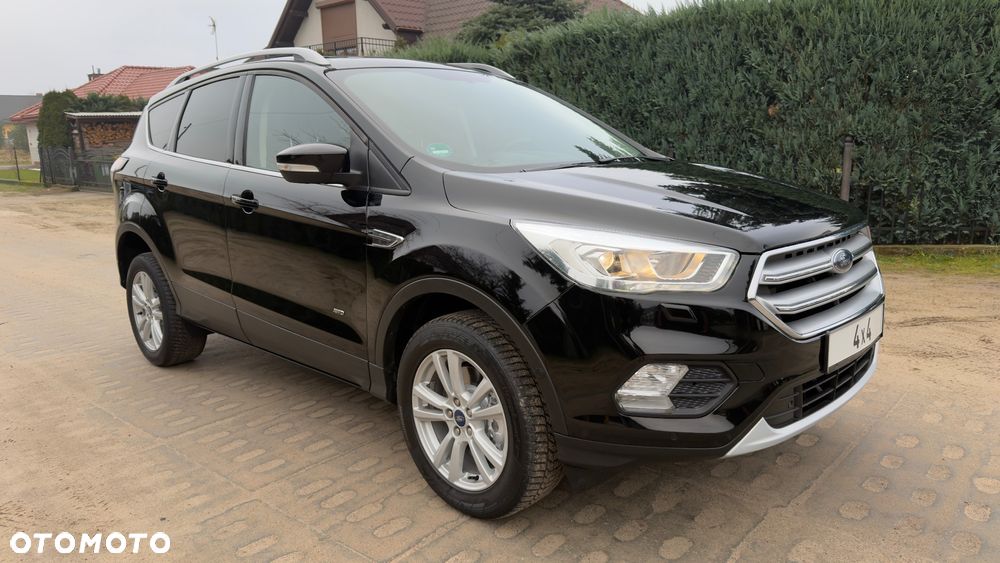 Ford Kuga 1.5 EcoBoost 4x4 Titanium - 2