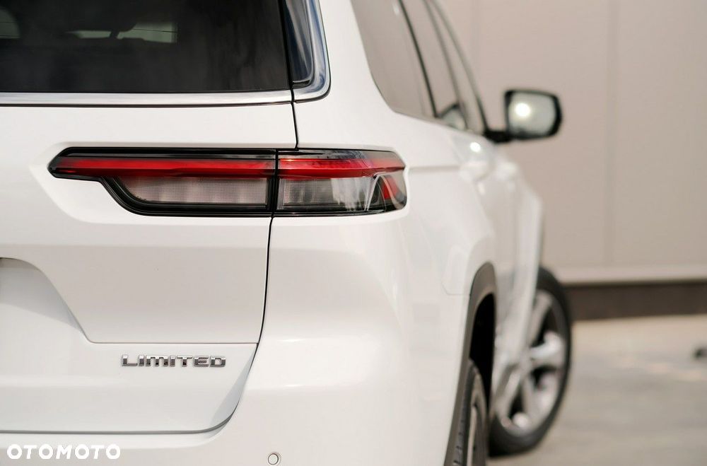 Jeep Grand Cherokee - 18