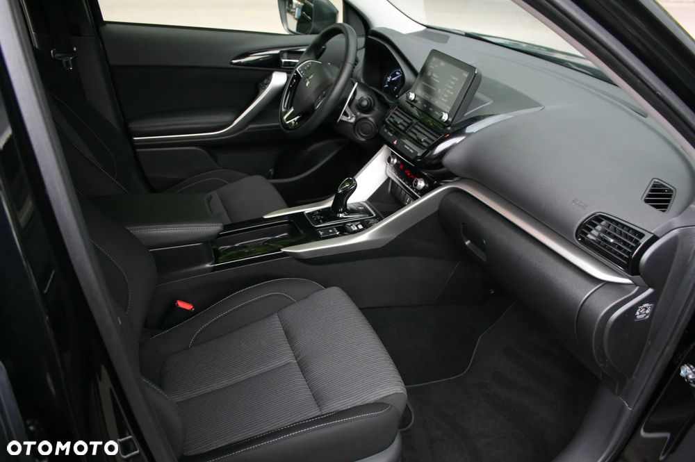 Mitsubishi Eclipse Cross 4WD Basis - 11