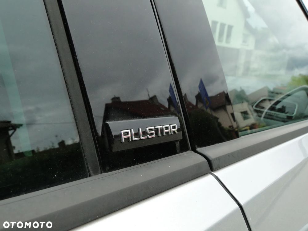 Volkswagen Golf 1.6 TDI BlueMotion Technology Allstar - 2