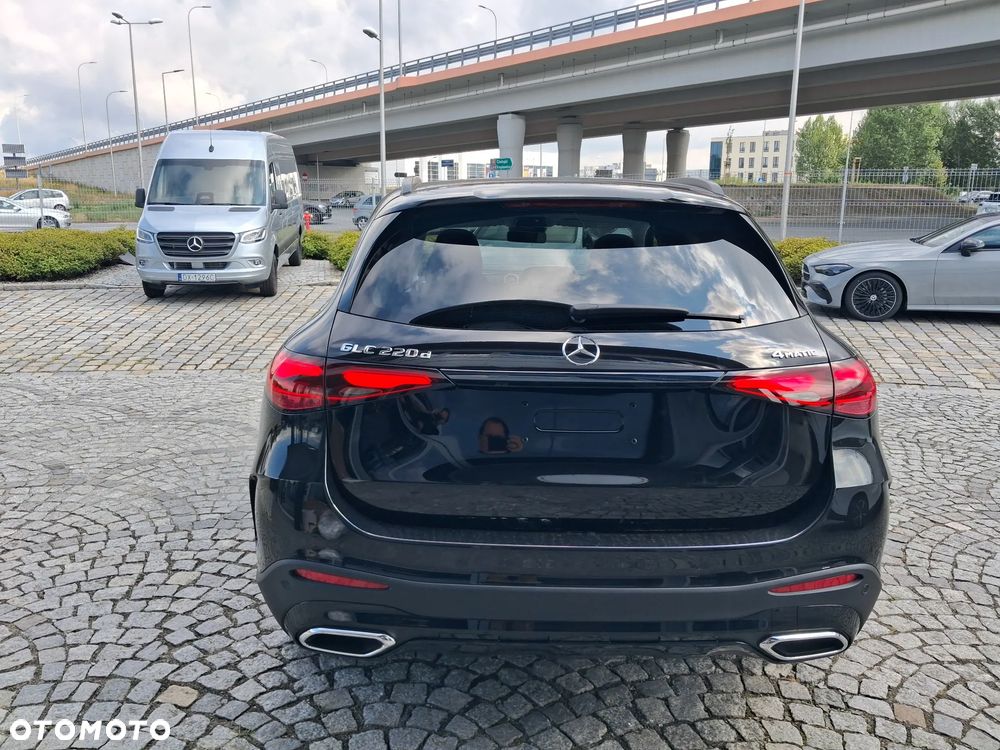 Mercedes-Benz GLC 220 d mHEV 4-Matic AMG Line - 6